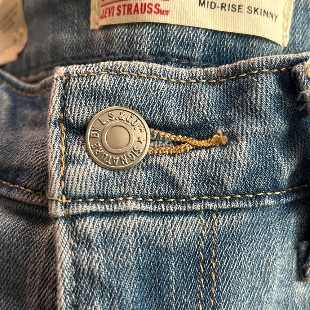 NWT Levi Strauss Signature Women’s Mid-Rise Skinny Jeans Size 10 Medium W30 L30 - Picture 10 of 11